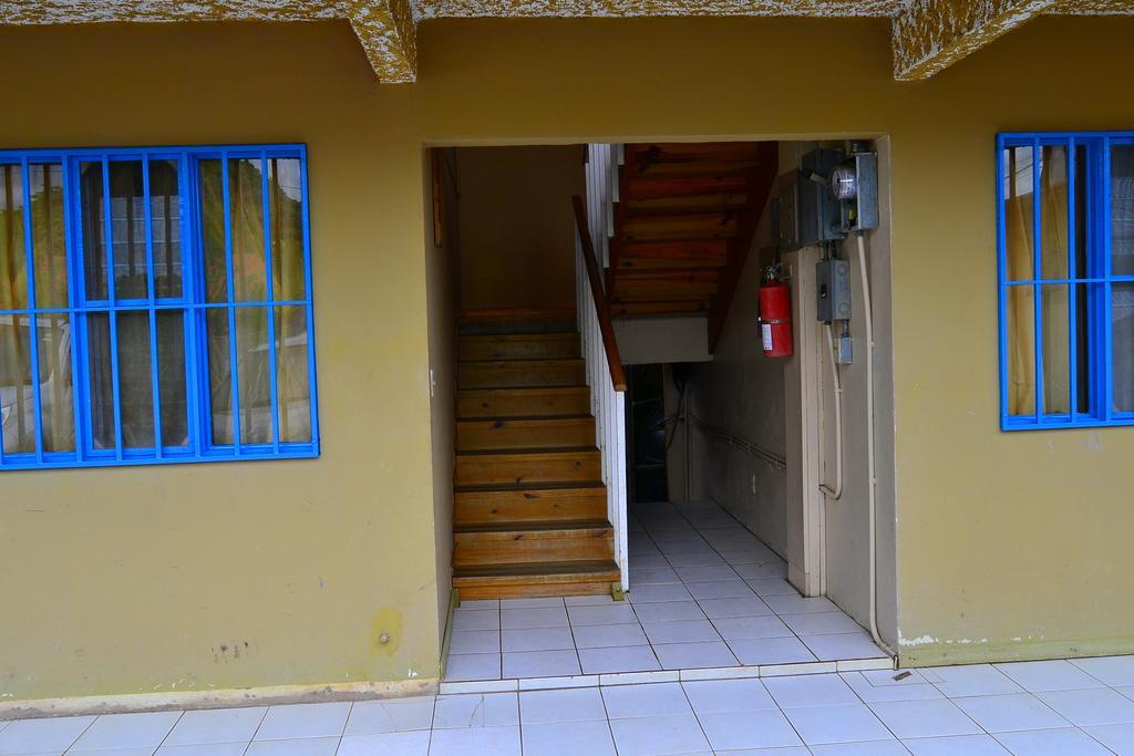 Hotel Sierpe River Exterior photo