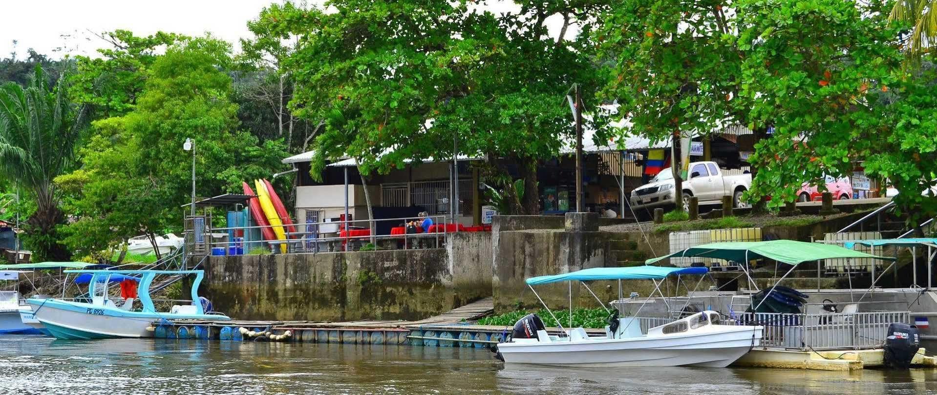 Hotel Sierpe River Exterior photo